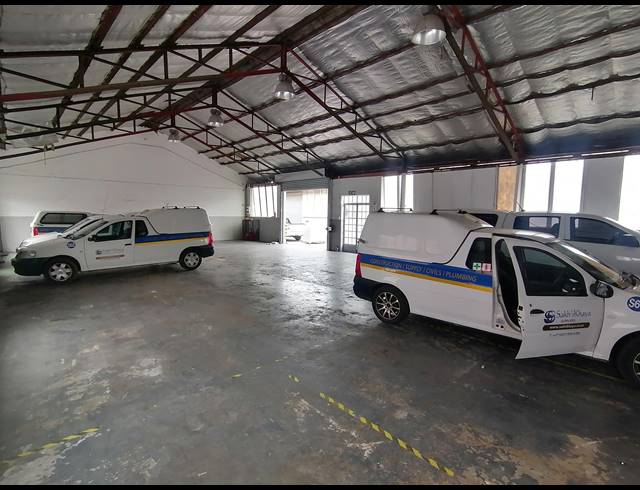 326M² WAREHOUSE TO LET IN PAROW EAST